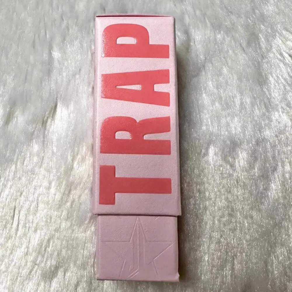 NIB Jeffree Star Red Affair Velvet Trap Lipstick Full Size 4g